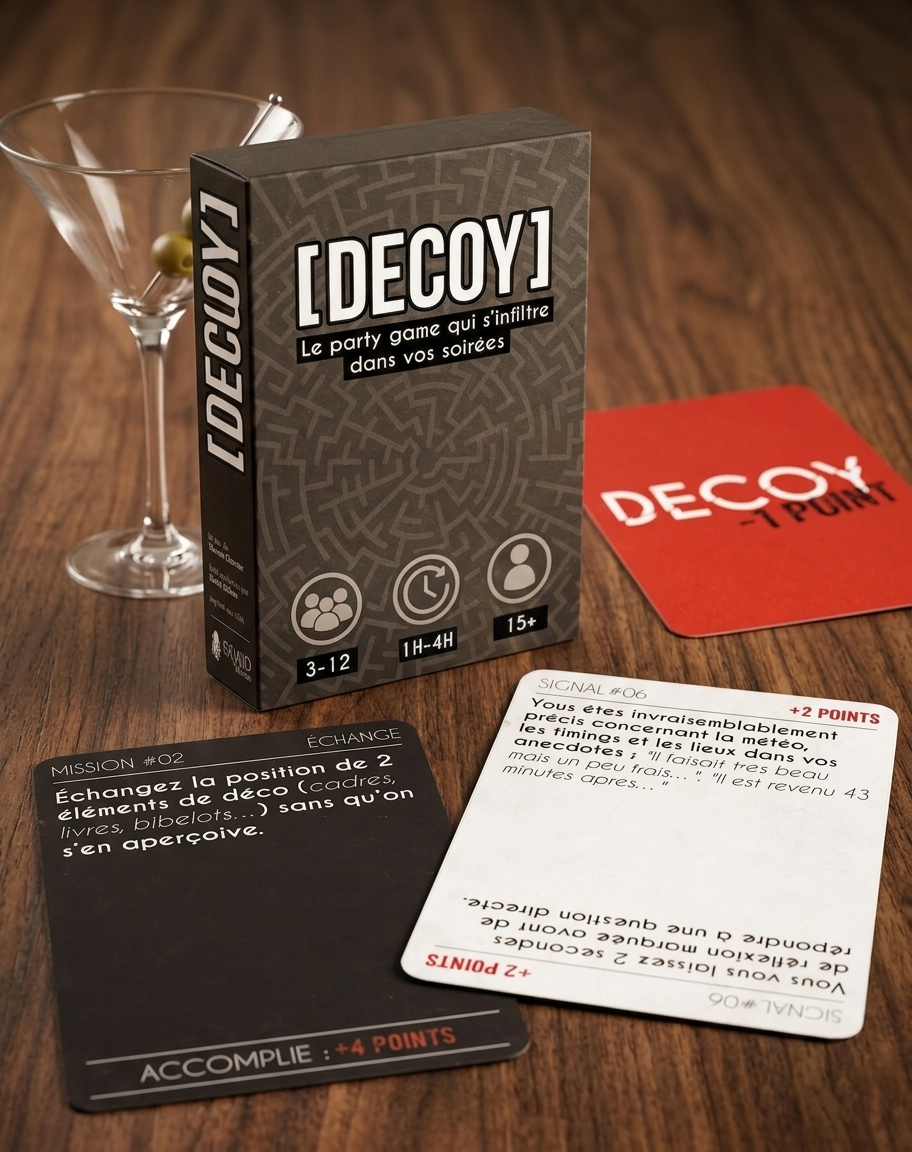 Decoy - Jeu de cartes party game d'espionnage, packshot